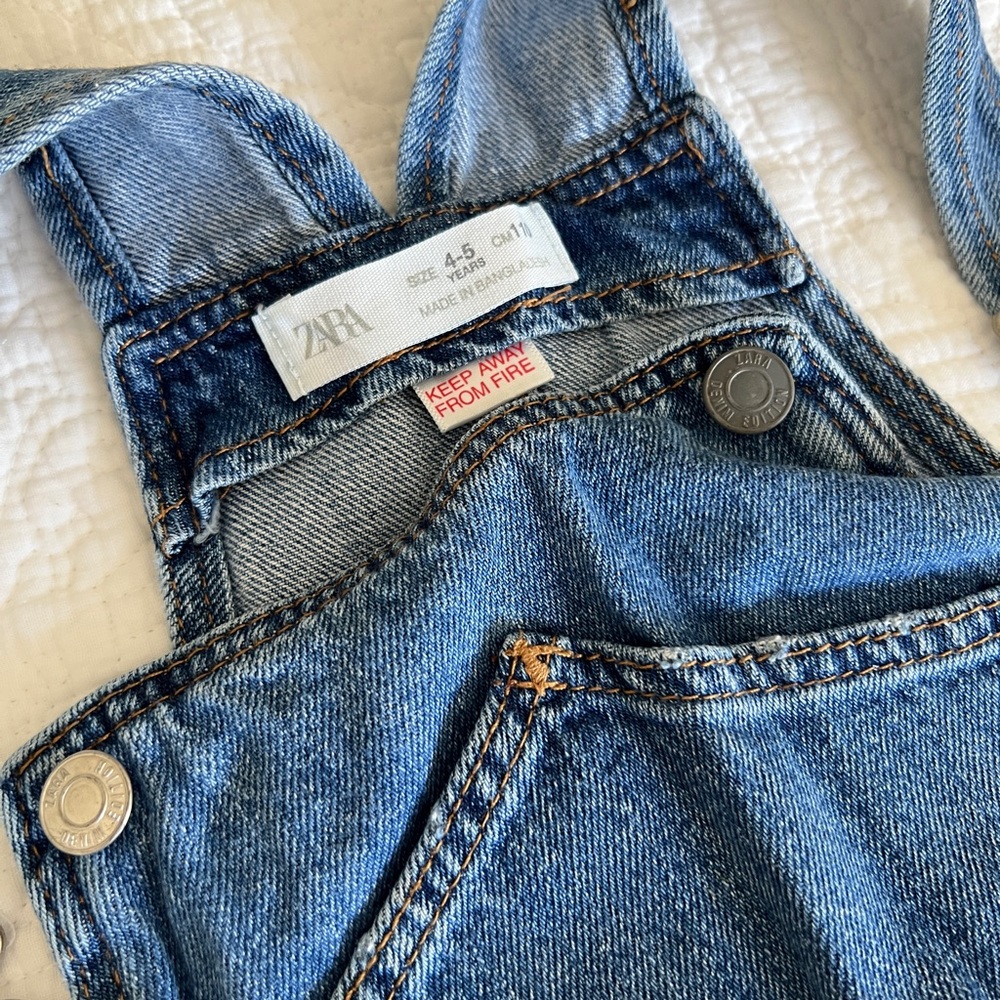 Zara kids denim overalls 4/5T (4–5 years) - Picture 2 of 5